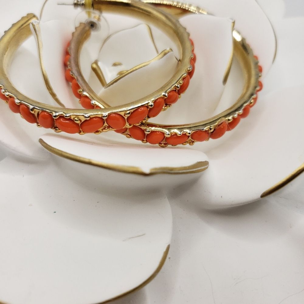 Large Golden Hoop - Picture 3 of 4